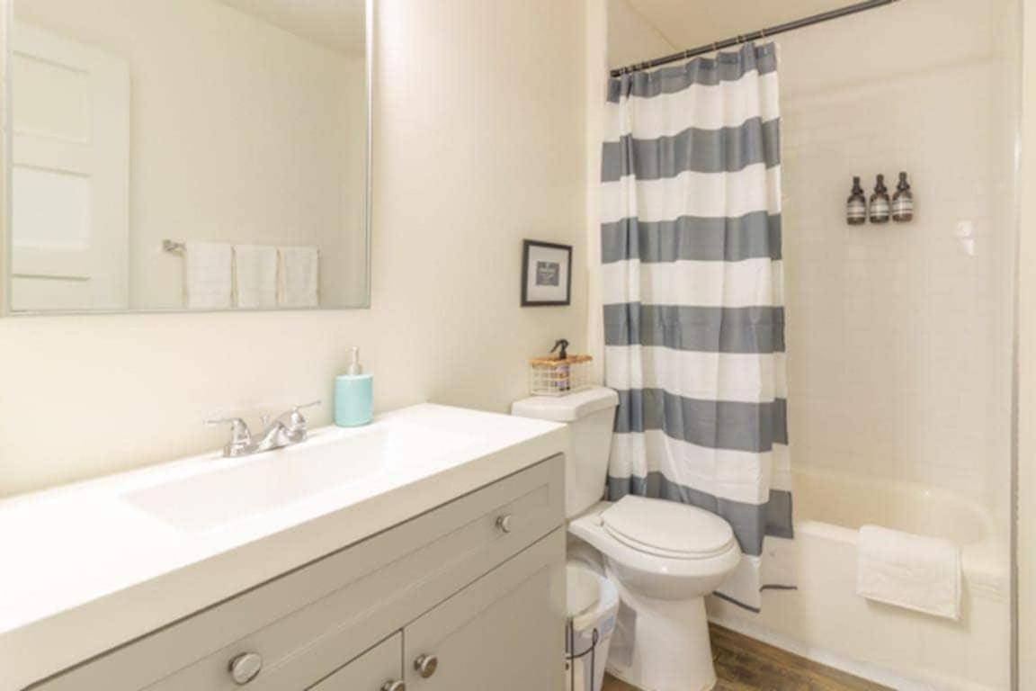 The Delightful Doubles- Unit A- Centrally Located Columbus Exterior photo