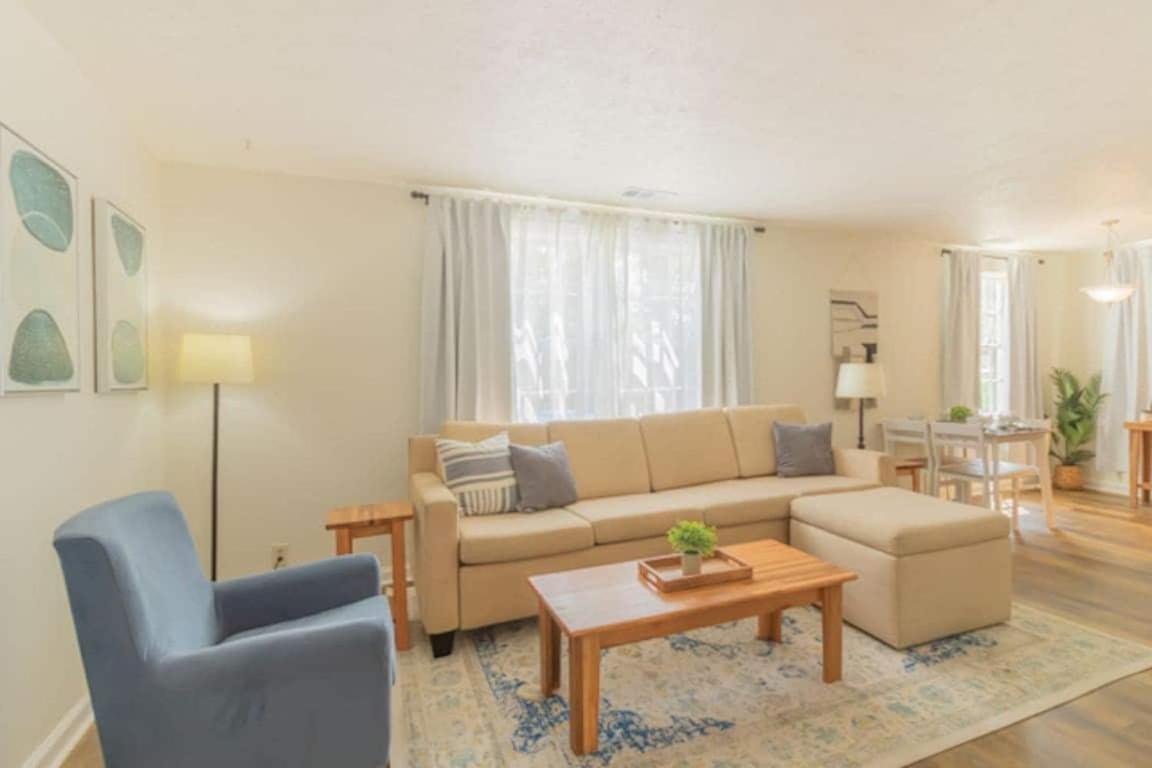 The Delightful Doubles- Unit A- Centrally Located Columbus Exterior photo