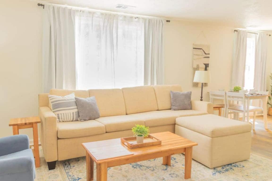 The Delightful Doubles- Unit A- Centrally Located Columbus Exterior photo