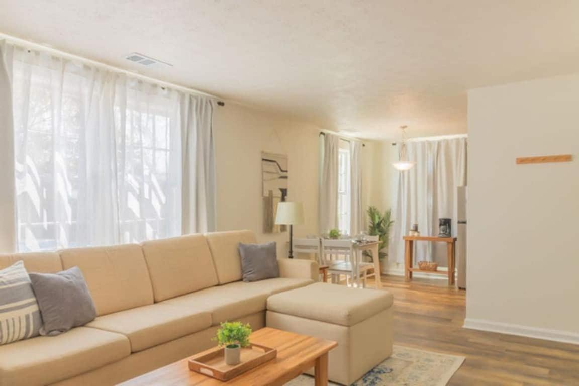The Delightful Doubles- Unit A- Centrally Located Columbus Exterior photo