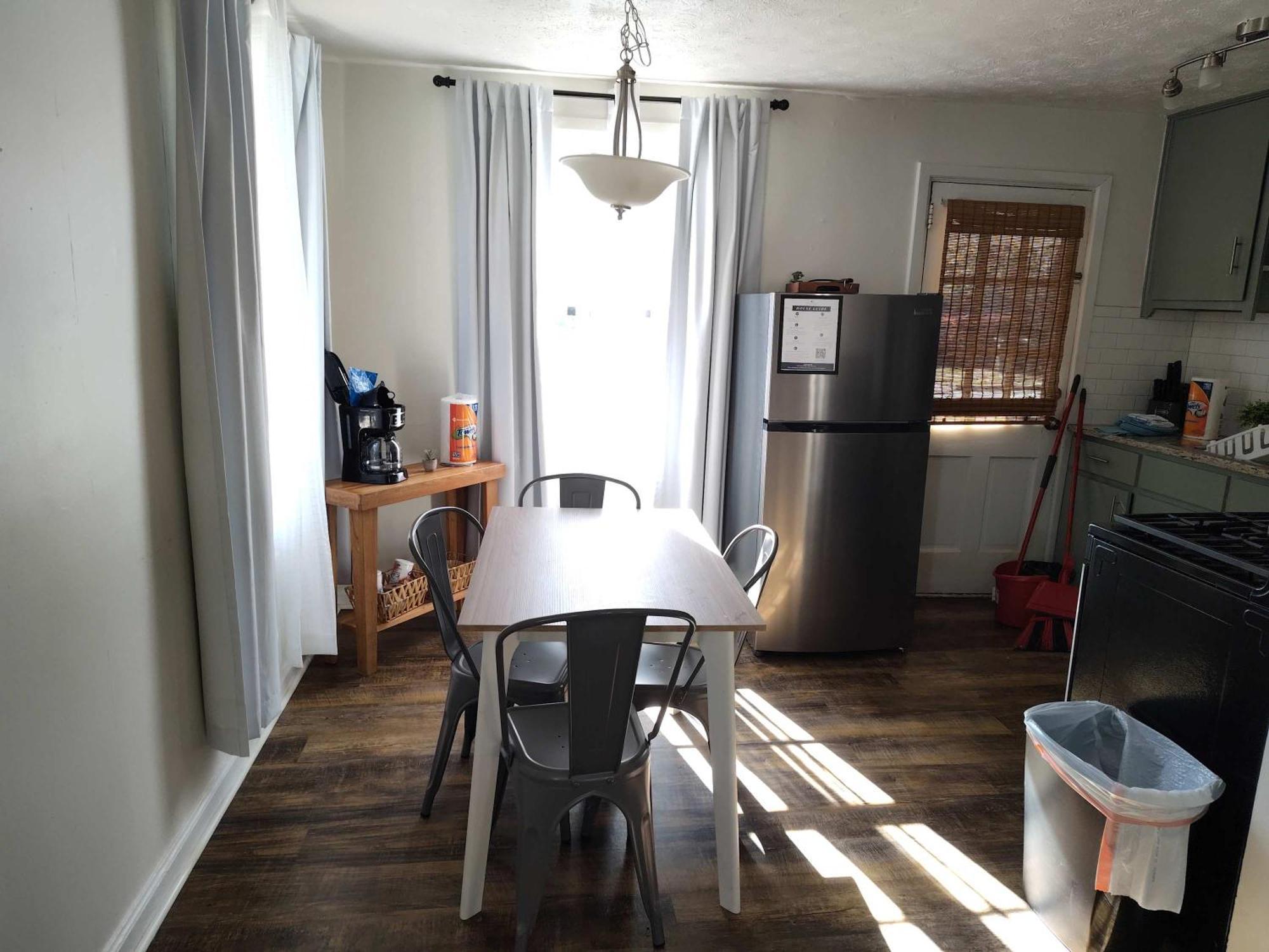 The Delightful Doubles- Unit A- Centrally Located Columbus Exterior photo